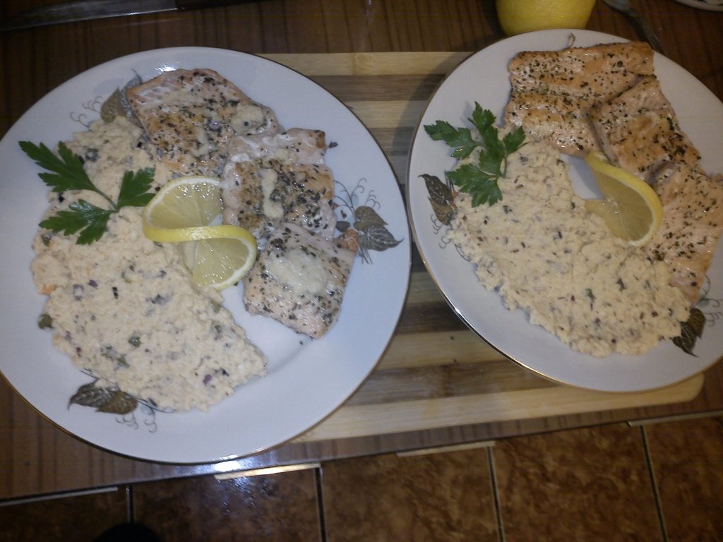 File de somon cu piure de telina