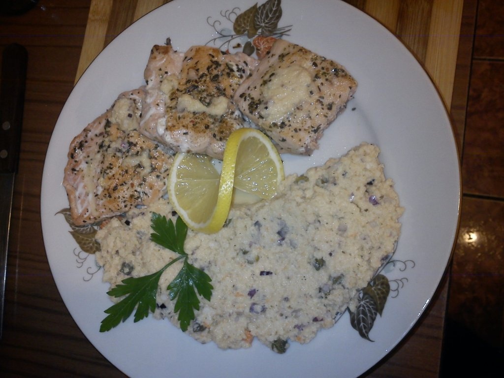 File de somon cu piure de telina