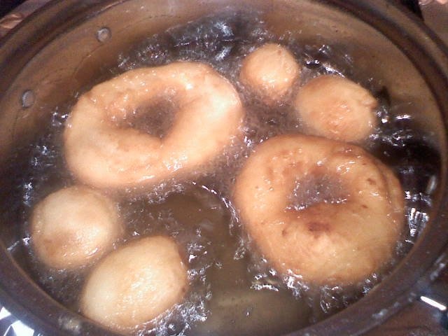 Reţetă de preparare a papanaşilor