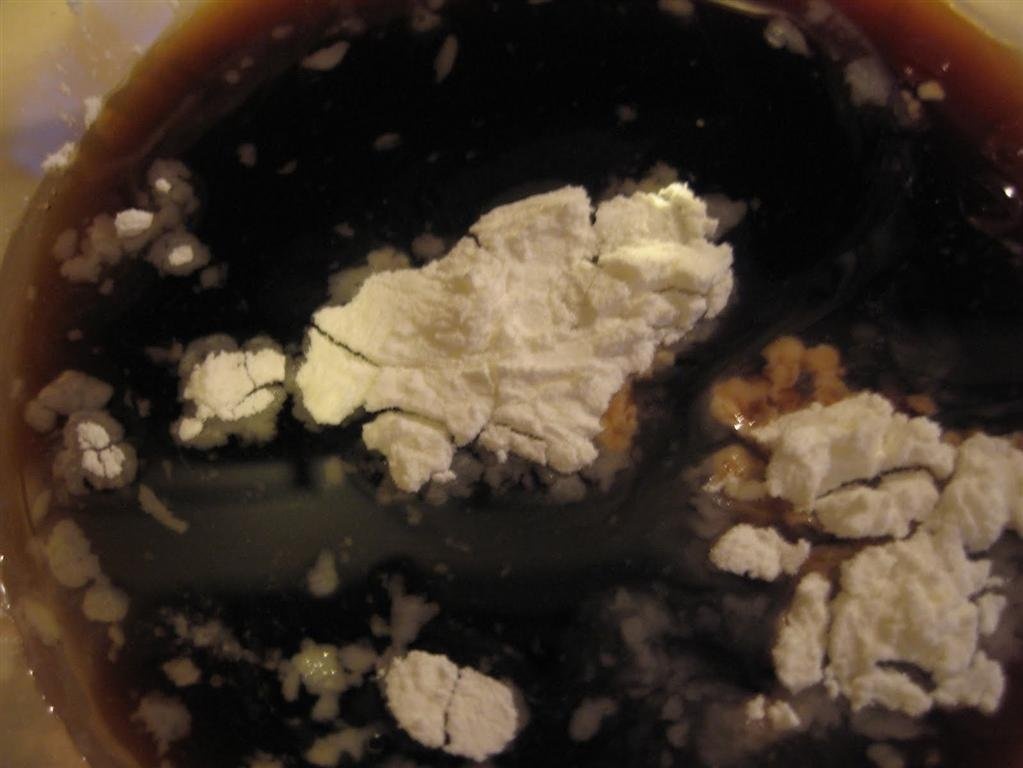 Pui chinezesc cu alune (Pui Gongbao)