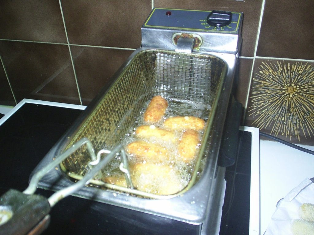 Aardappelkroketten-Crochete de cartofi