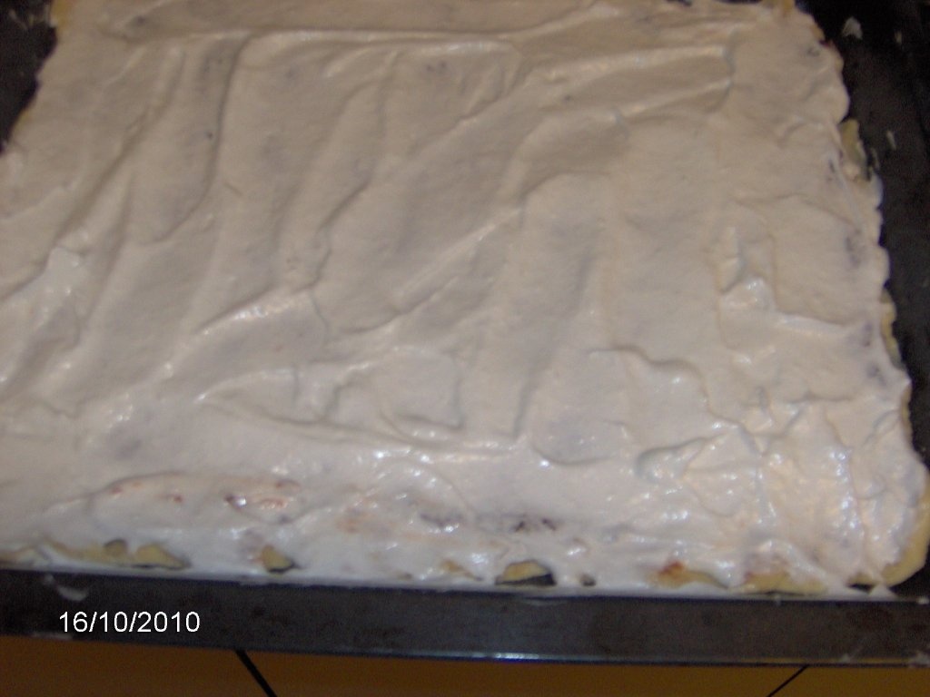 Prajitura cu gem si faramaturi