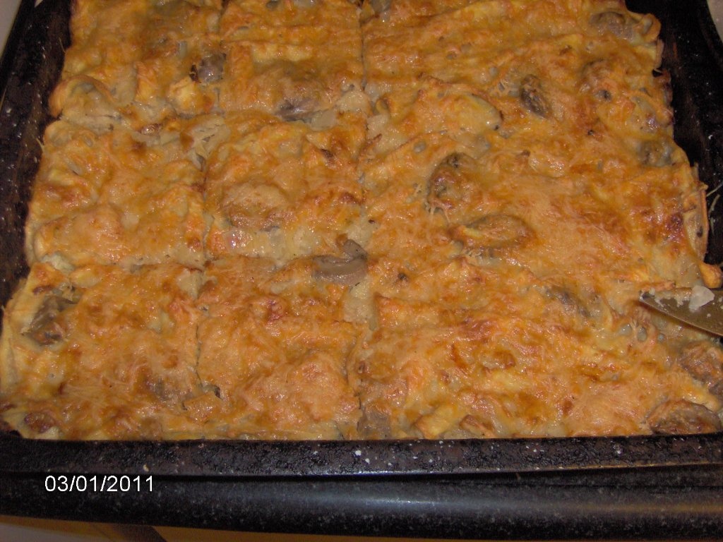 Budinca din paste cu ciuperci