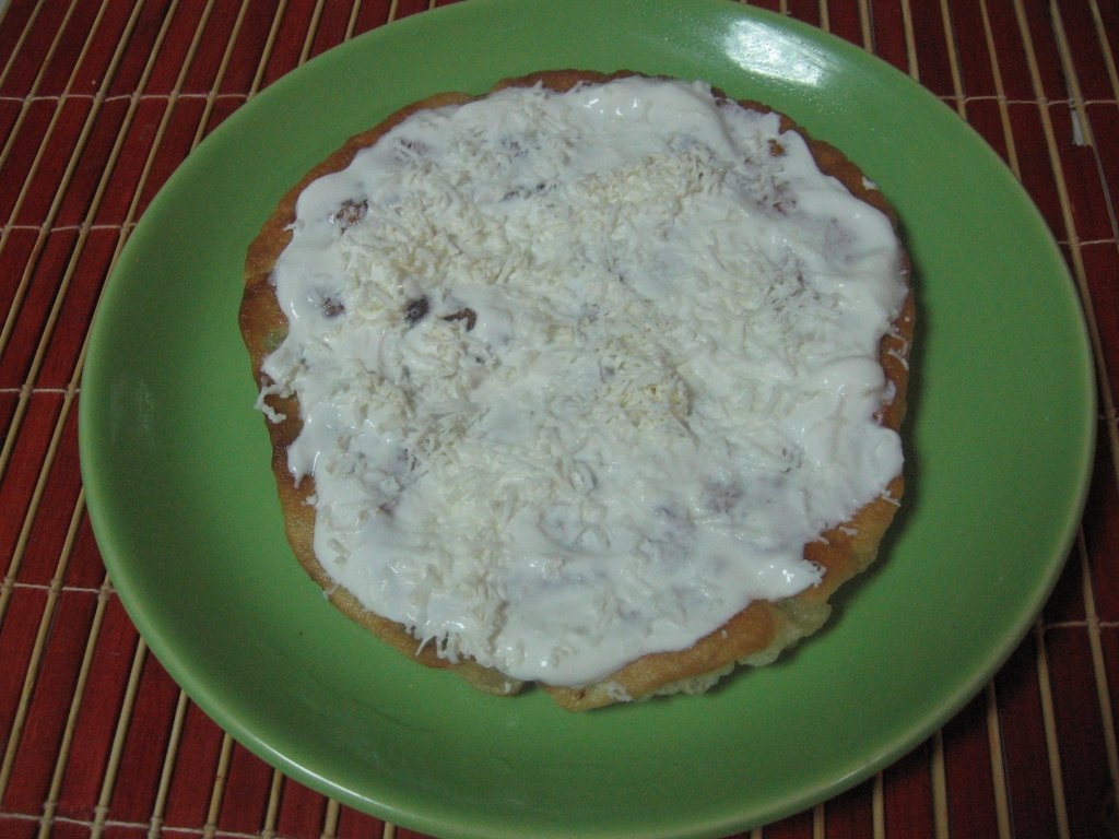 Langosi cu branza si smantana