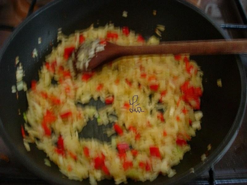 Tocanita de ciuperci cu mamaliguta