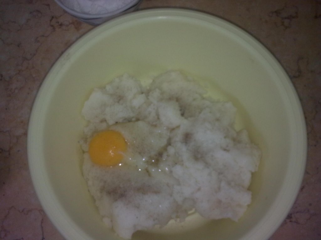 Gnocchi in sos de rosii cu carne de pui