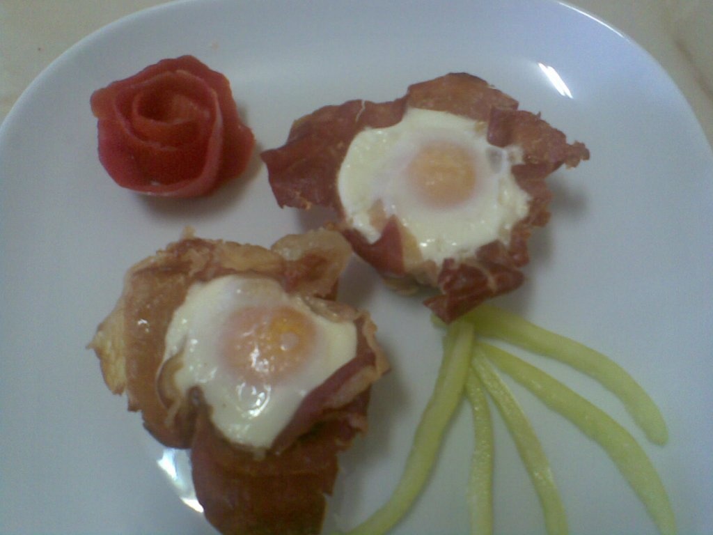 Cosulete din sunca cu oua