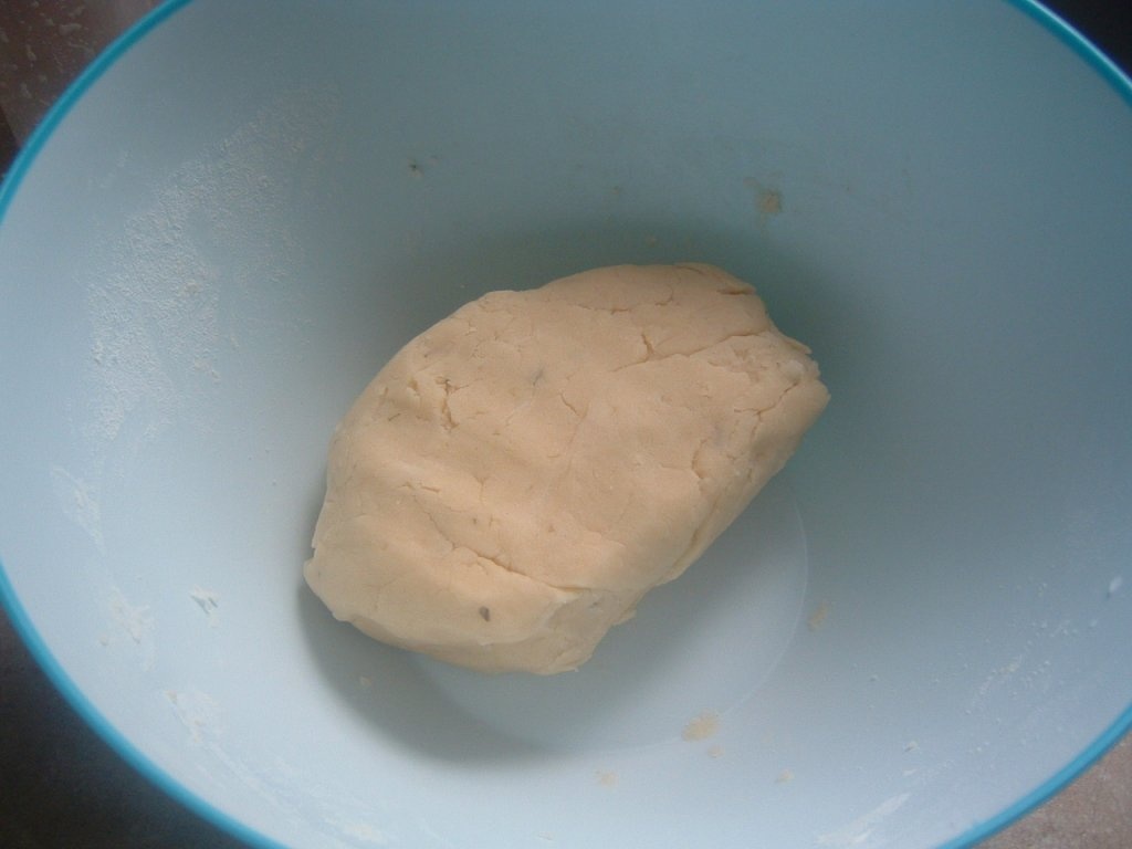 Tarta cu bacon ,mazare &frisca(reteta frantuzeasca)