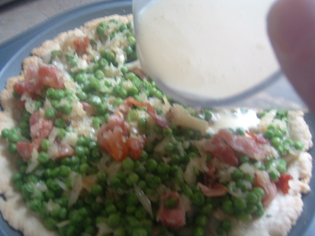 Tarta cu bacon ,mazare &frisca(reteta frantuzeasca)