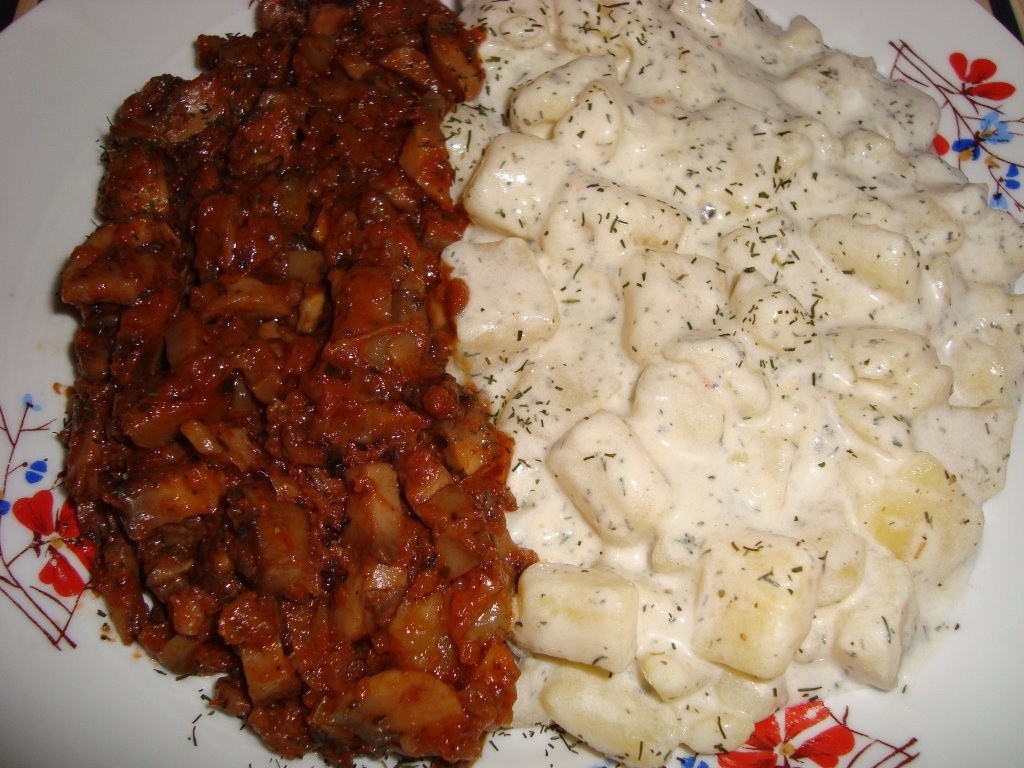 Cartofi cu smantana si marar & ciuperci sote