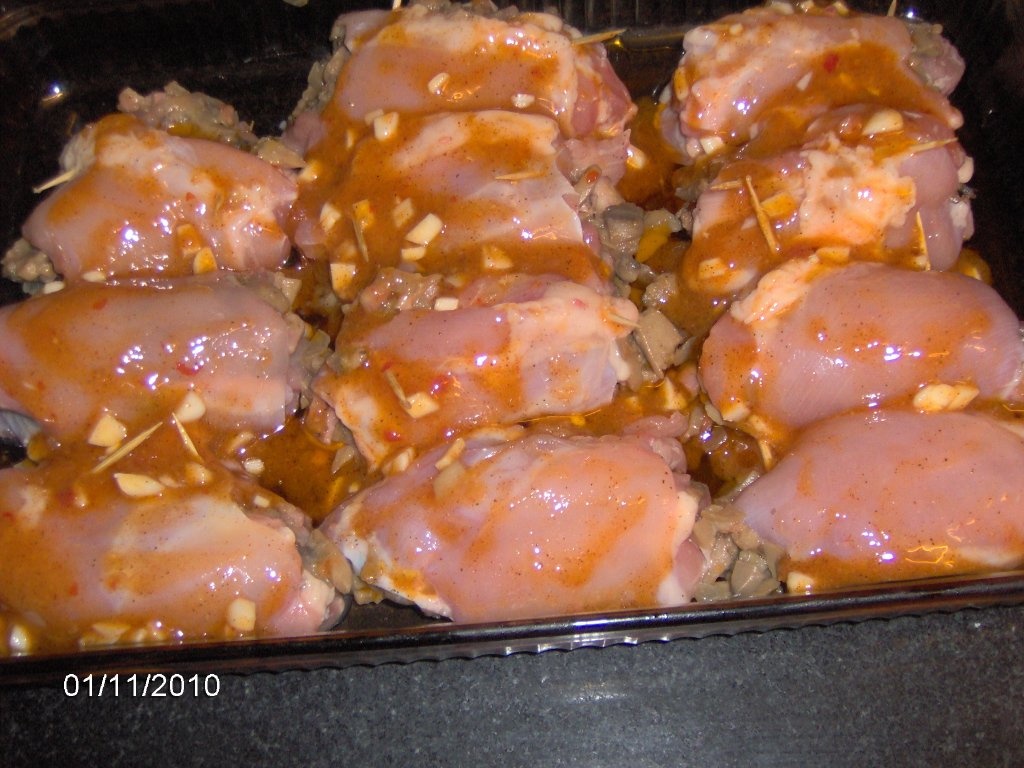 Sferturi de pui umplute