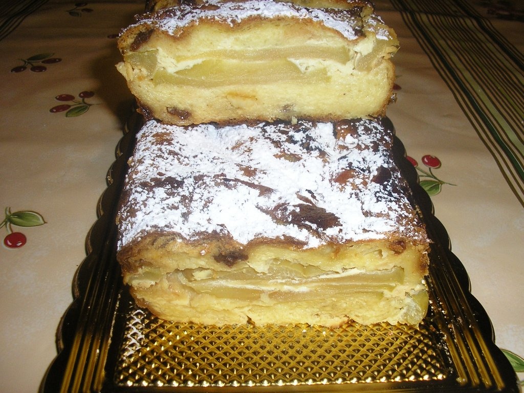 budinca de panetone cu mere