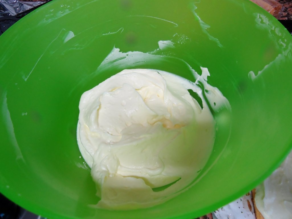 Tort din piscoturi cu crema de lamaie