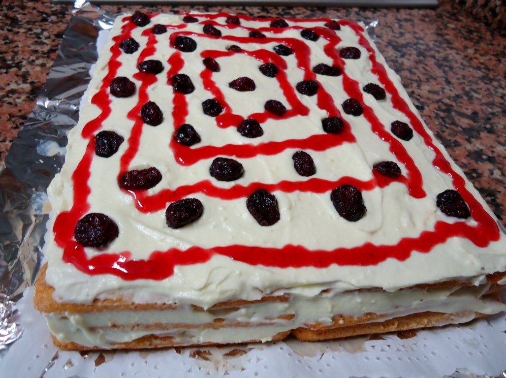 Tort din piscoturi cu crema de lamaie