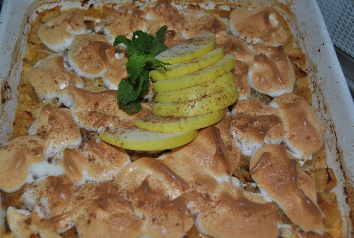 Budincã  de mere îmbãtate