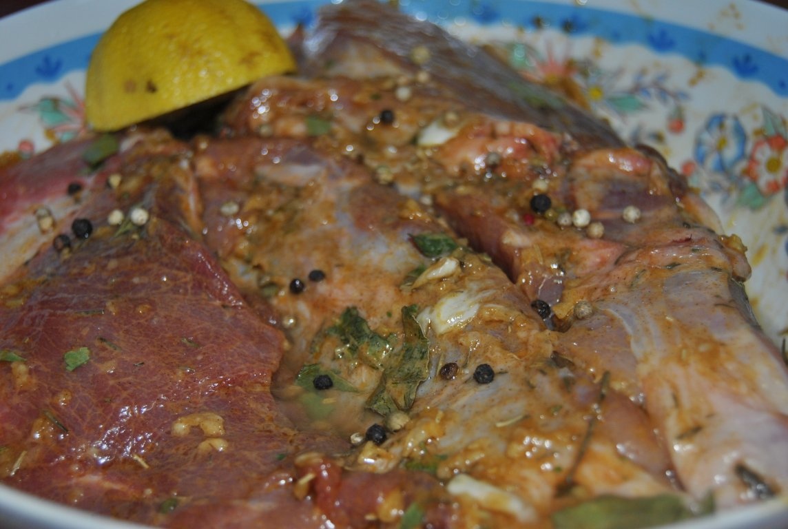 Fripturã de porc la tavã cu portocale si rozmarin