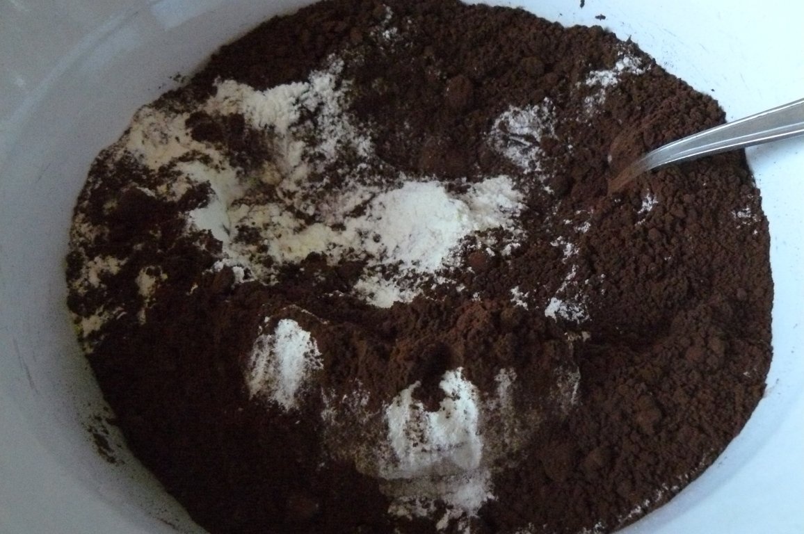Ciocolata de casa (reteta traditionala)