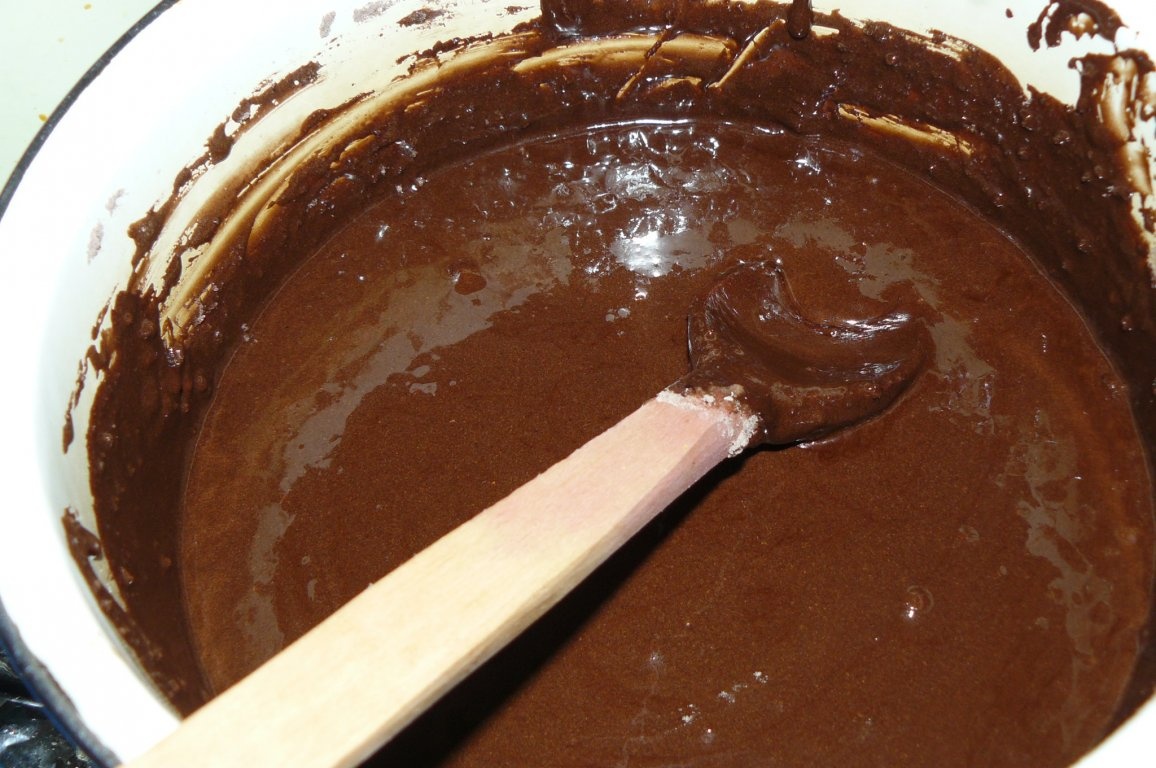 Ciocolata de casa (reteta traditionala)