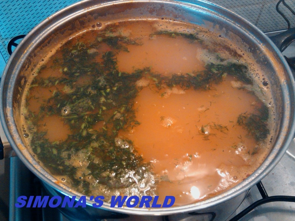 Ciorba de fasole boabe cu afumatura