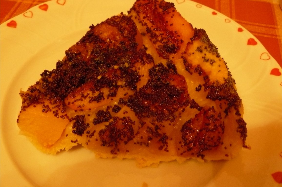 Tartă  răsturnată (cu mere şi gutuie)