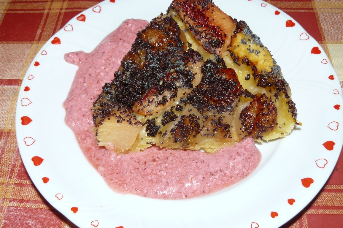 Tartă  răsturnată (cu mere şi gutuie)