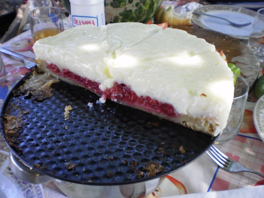 Tarta de visine cu budinca de vanilie
