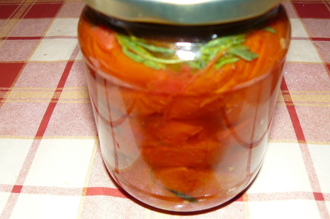 Roșii uscate la cuptor