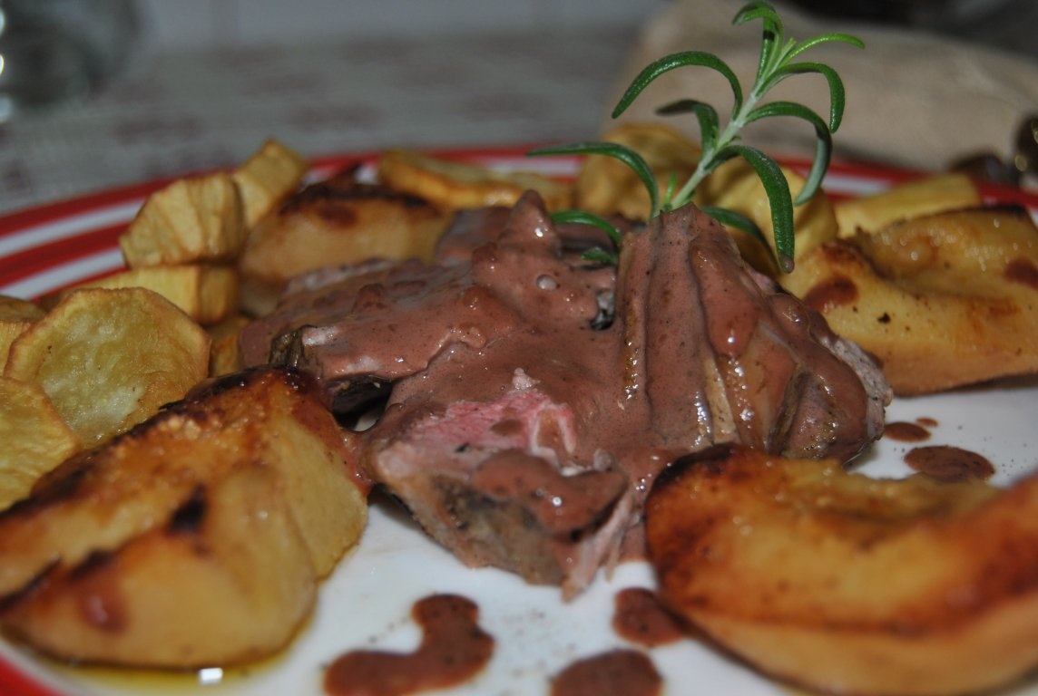 Piept de ratã cu gutui si sos de vin de Porto