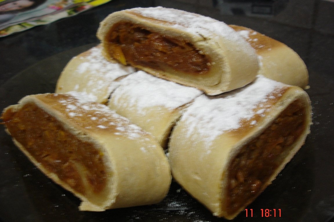 Placinta cu dovleac si stafide