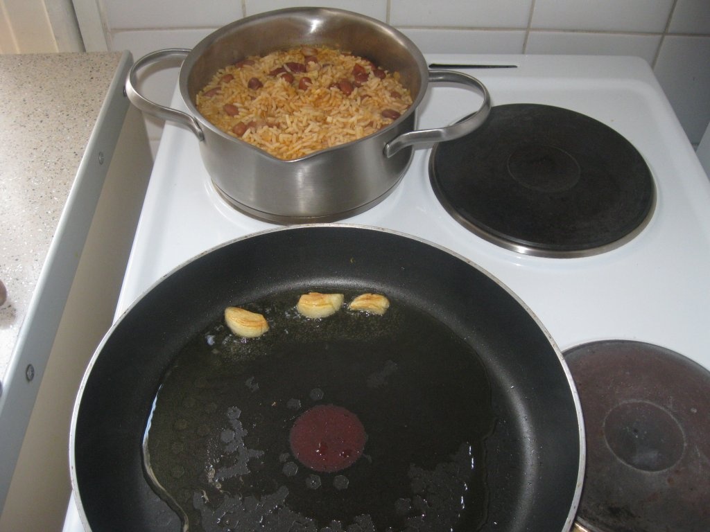 File de vita cu orez (bife com aroz de feijao)