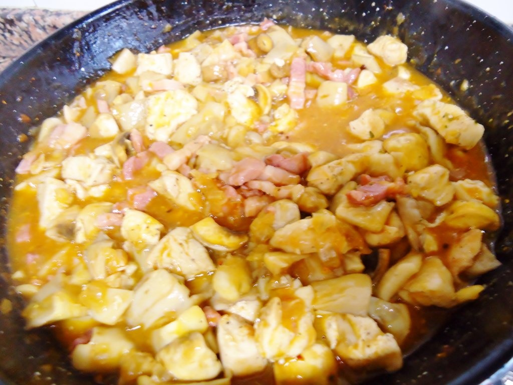 Pui cu ciuperci de padure