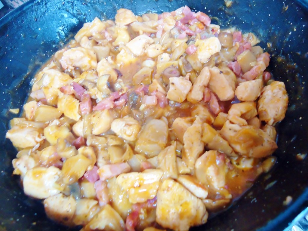 Pui cu ciuperci de padure