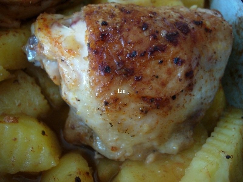 Pulpe de pui cu cartofi taranesti, la punga