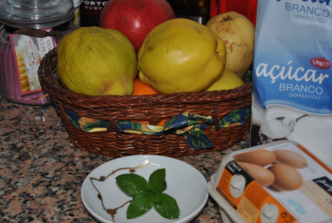 Pataniscas de marmelo- gogosi portugheze  din gutui