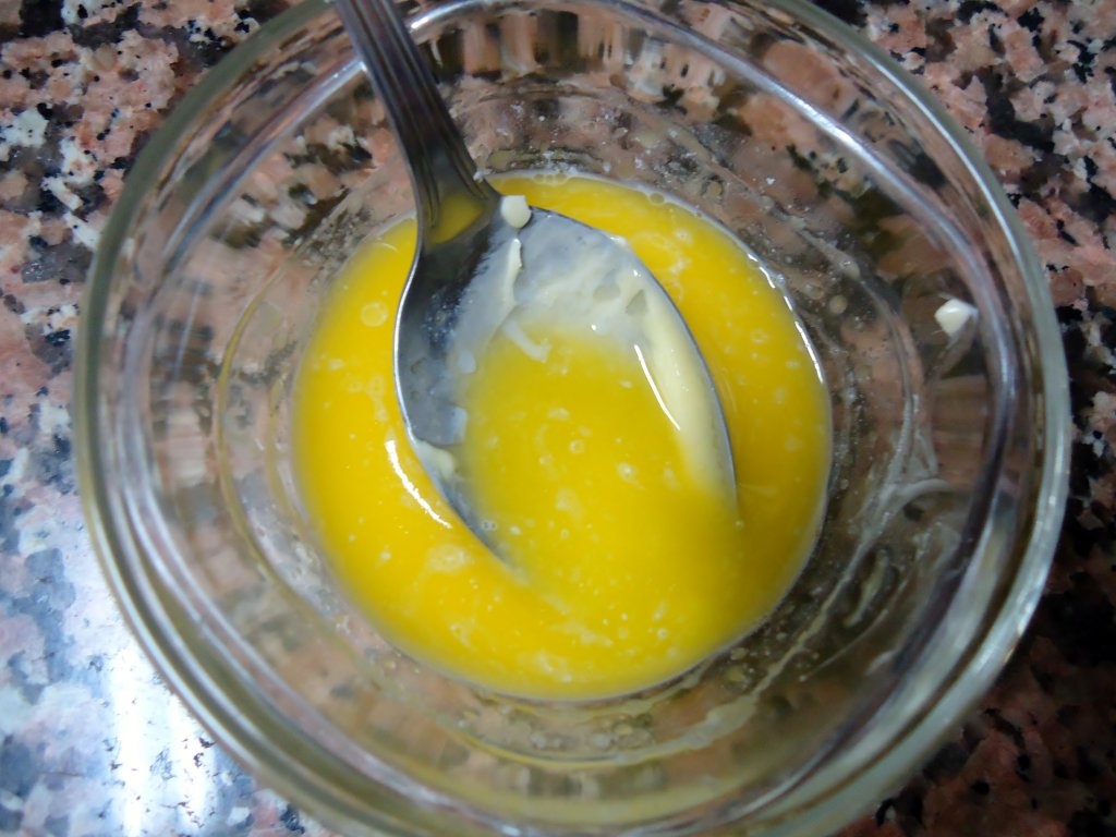 Ciuperci de padure cu unt