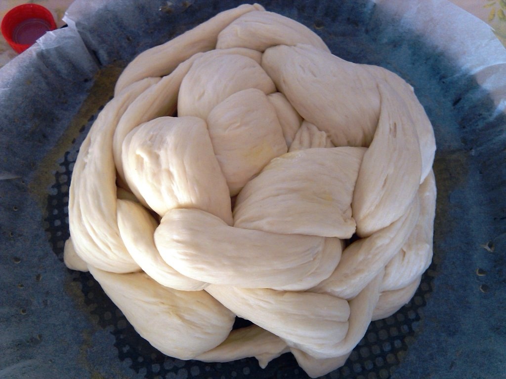 Paine alba impletita