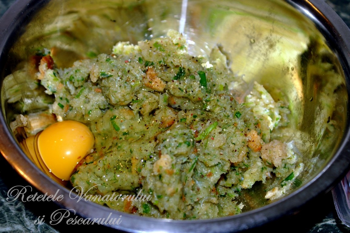 Chiftelute de stiuca cu surimi si alge marine