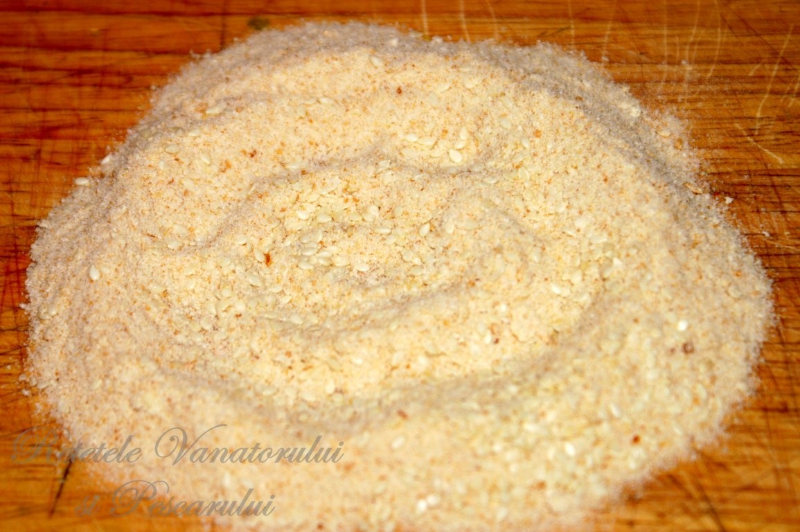 Chiftelute de stiuca cu surimi si alge marine