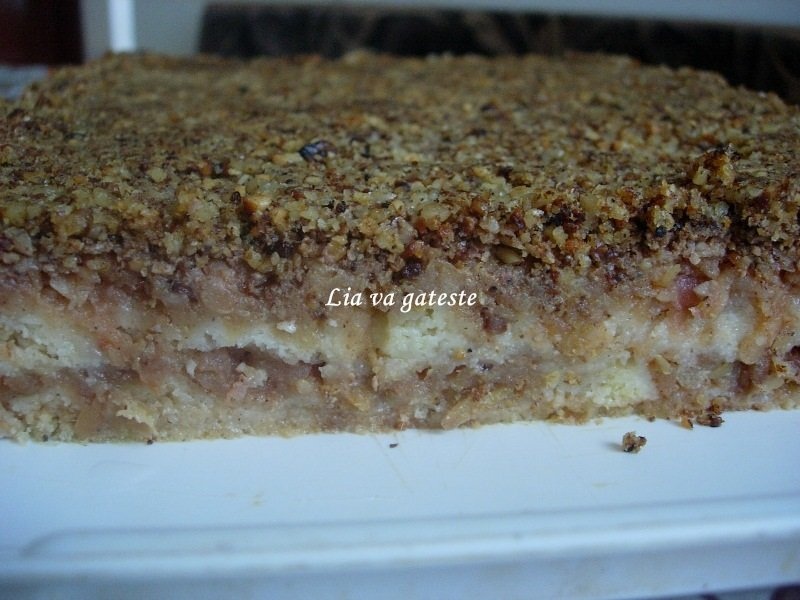 Prajitura fina cu mere