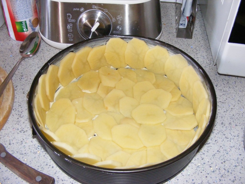 Placinta de cartofi si ceapa