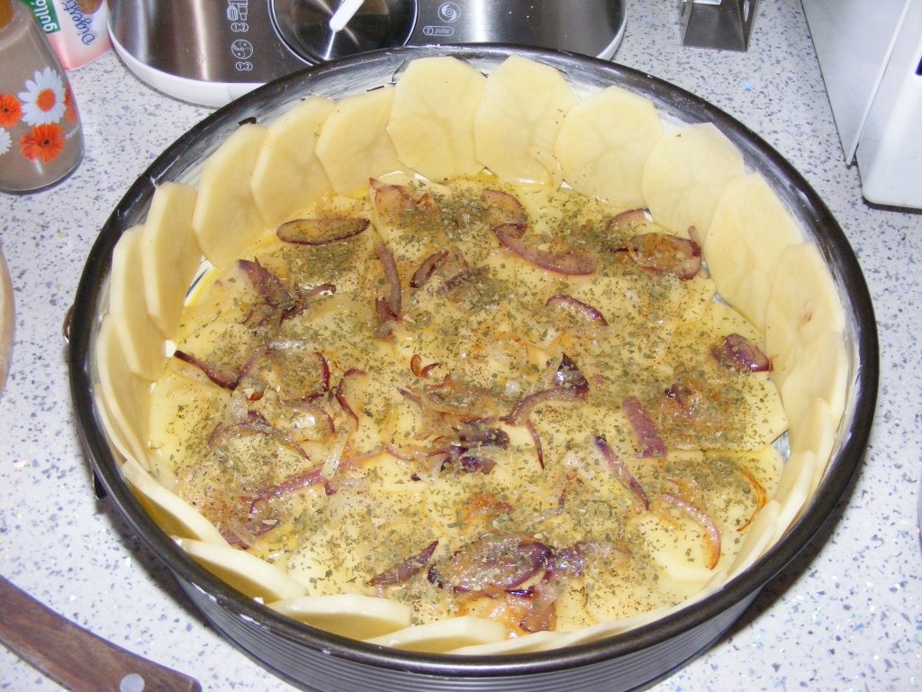 Placinta de cartofi si ceapa