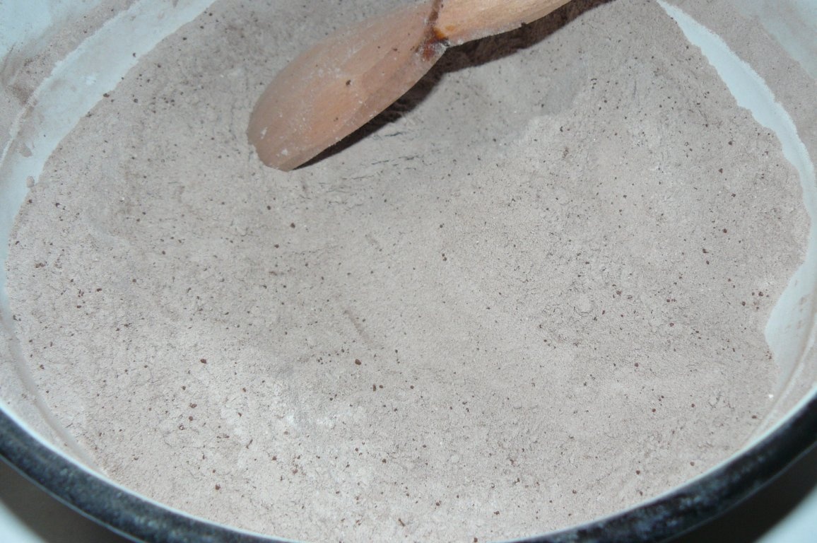 Ciocolată cu nucă de cocos  pentru măicuţa