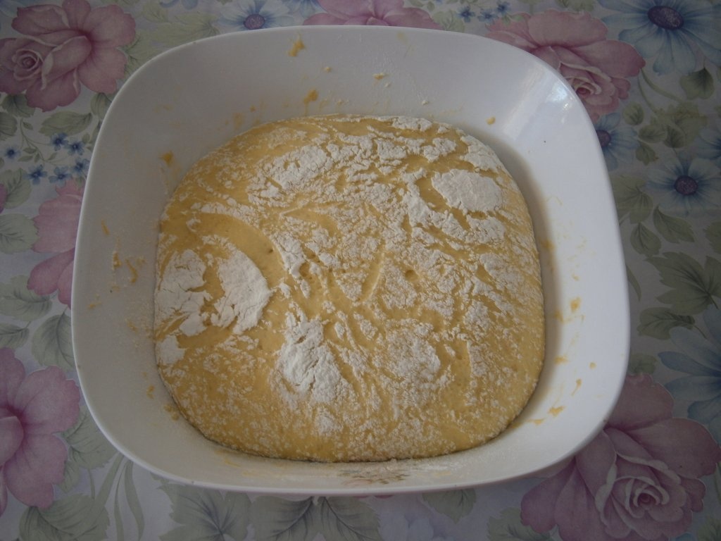 Savarine din aluat dospit