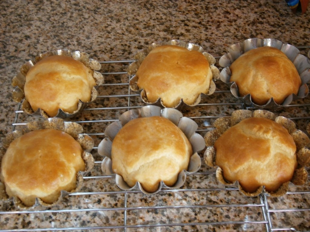 Savarine din aluat dospit