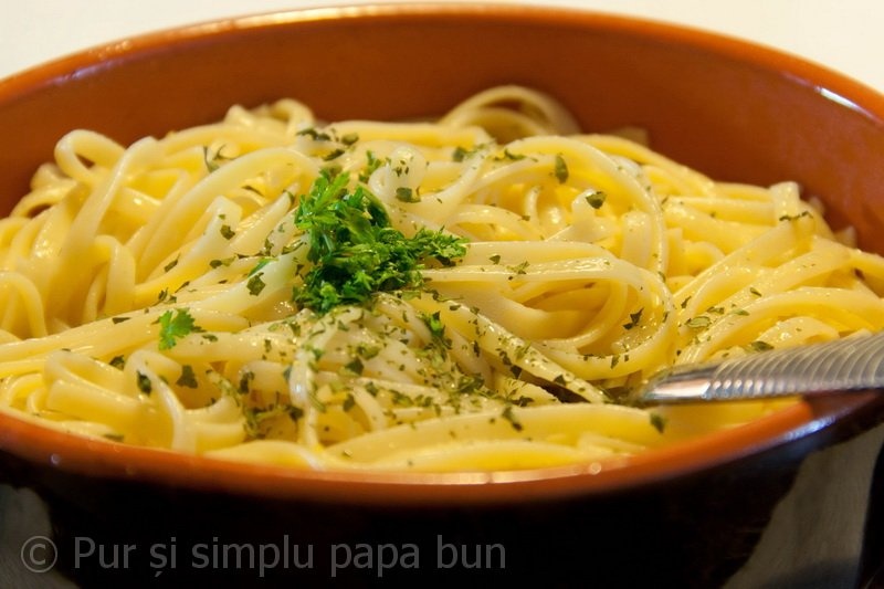 Paste cu pui și ciuperci