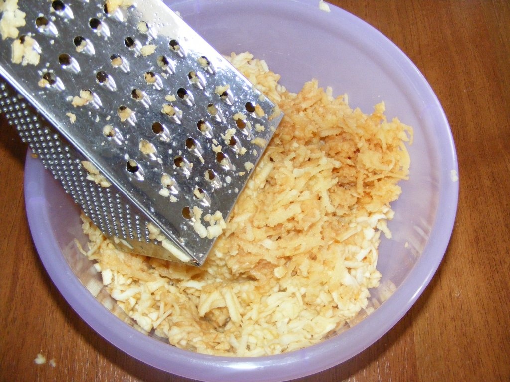 Prajitura cu mere si gutui