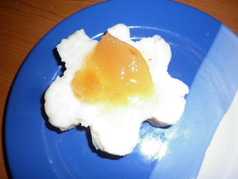 Gris cu lapte si pere caramelizate