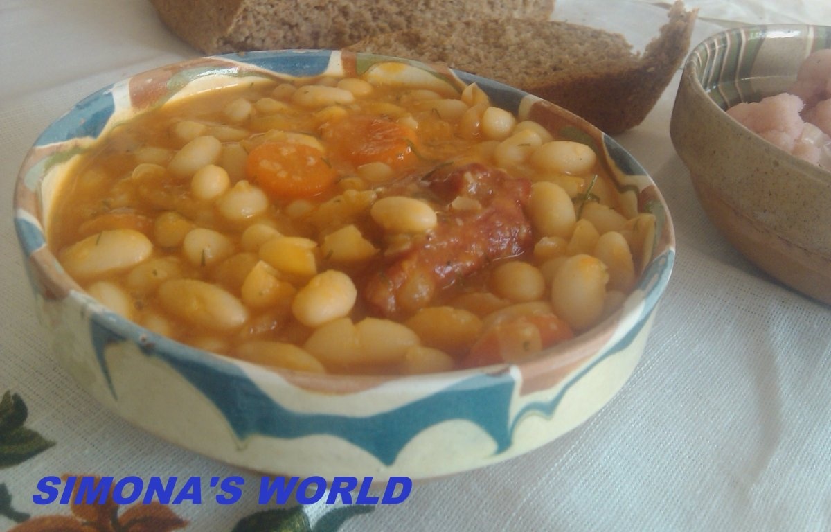 Fasole scazuta cu afumatura