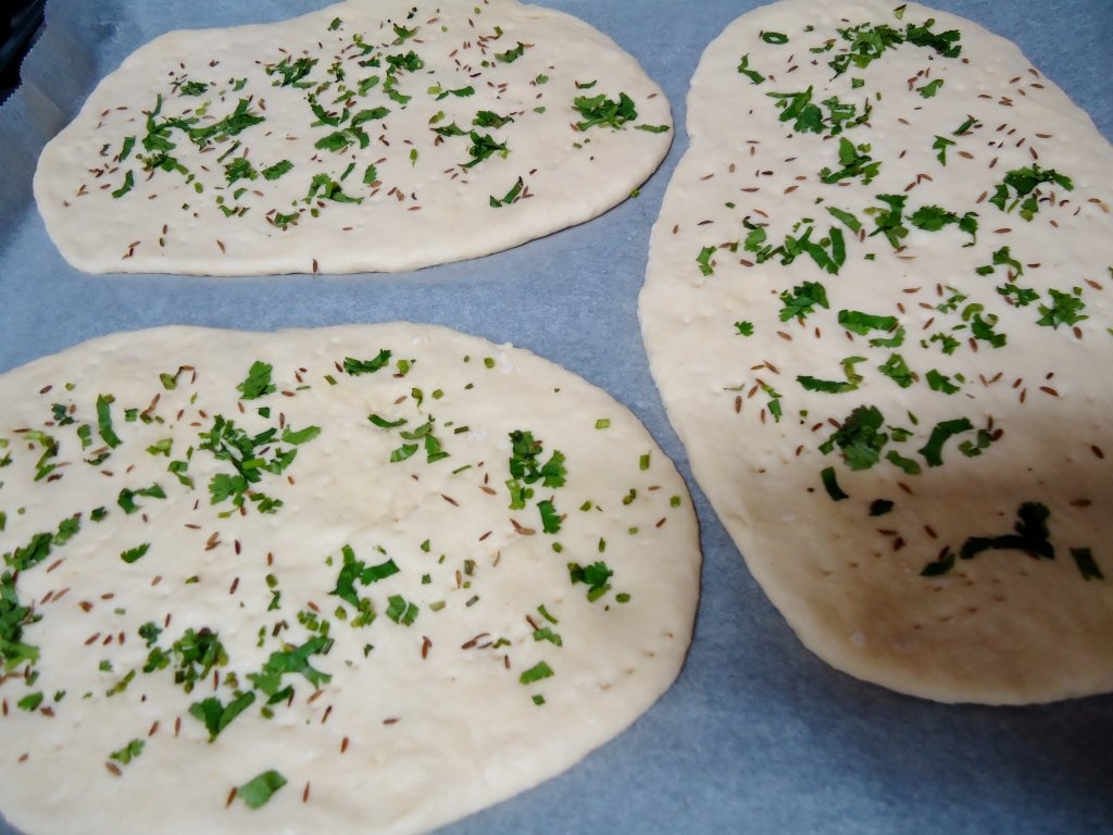 Paine indiana cu iaurt