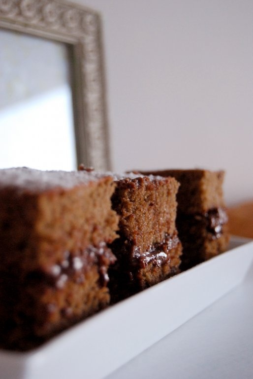 Prajitura Victoria cu cafea si nuci